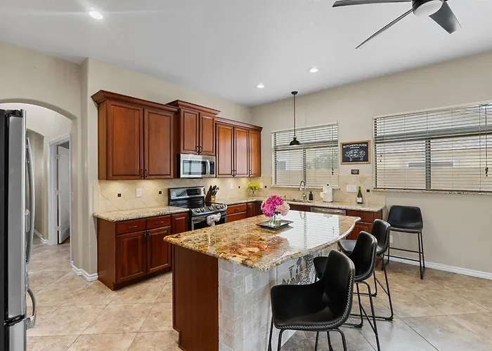 Zona Holiday home Goodyear