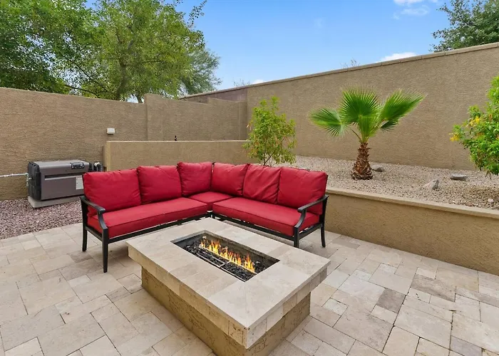 Zona Holiday home Goodyear